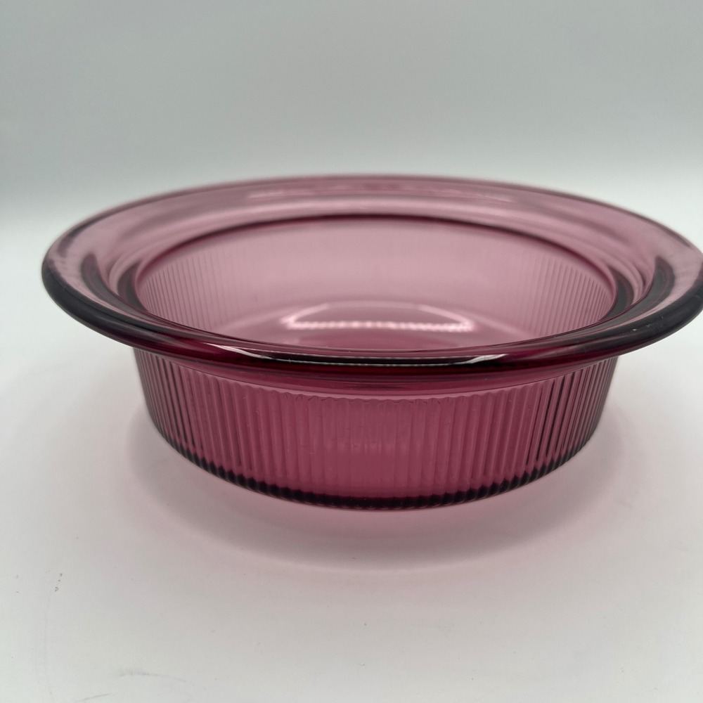 Corning Visions Cranberry Glass Casserole Dish V-30-B 24oz Ribbed Round Purple